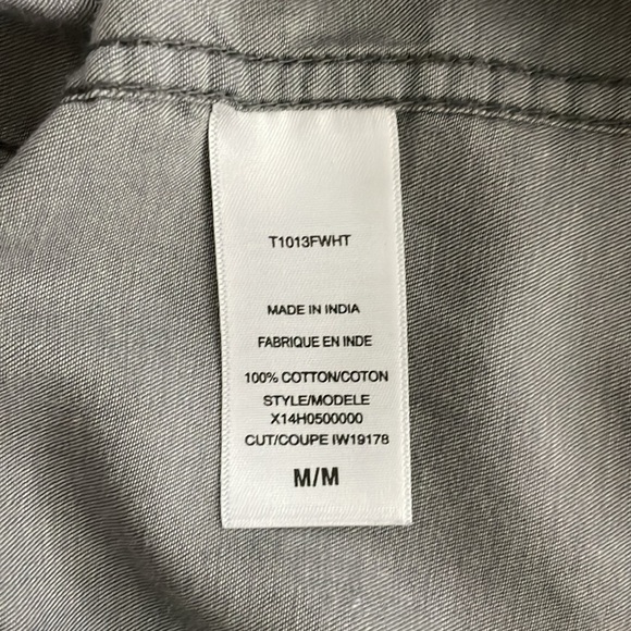 Guess Men’s Button Down Western Shirt Pearl Snap Size Medium Gray Black Trim - Picture 8 of 9